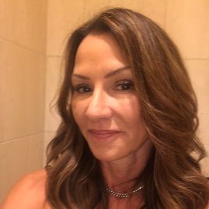 Meet your Posher, Teresa